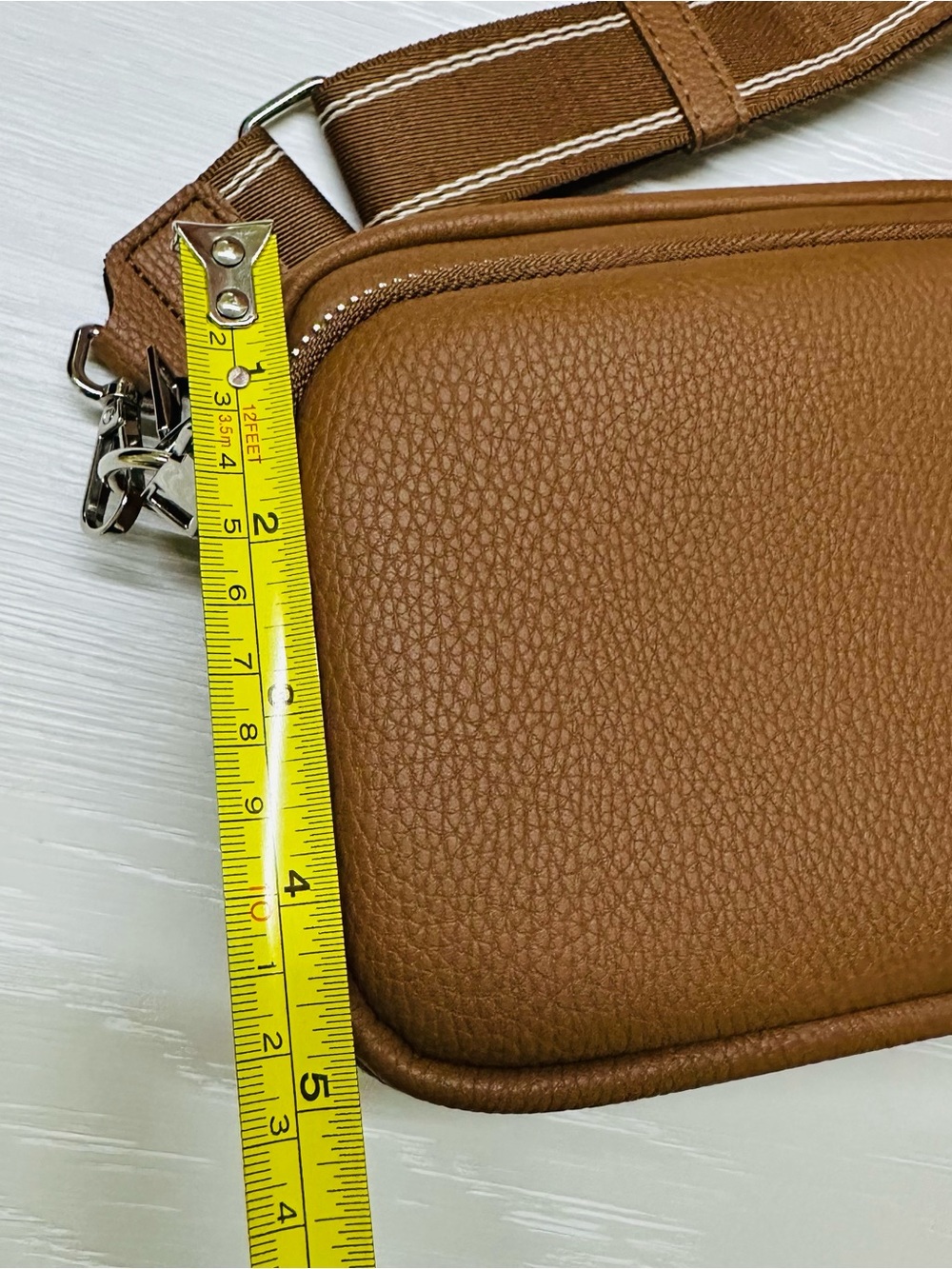Classic Crossbody Camera Bag - color Brown - Picture 6 of 7